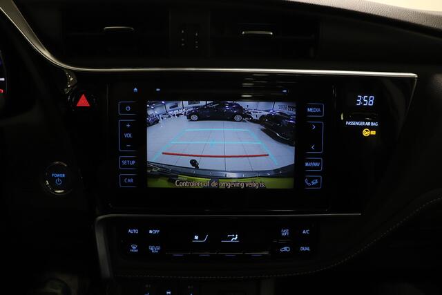 Toyota AURIS Touring Sports 1.8 Hybrid Lease pro, Unieke lederen bekelding, Trekhaak, Panorama