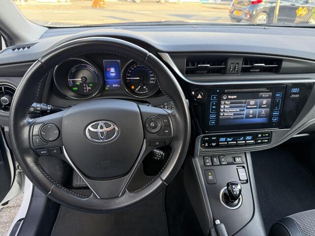 Toyota AURIS 1.8 Hybrid Lease Pro