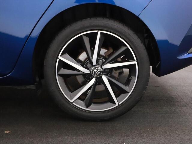 Toyota AURIS 1.8 Hybrid Dynamic Ultimate Trekhaak/Nav/Ecc/Cam