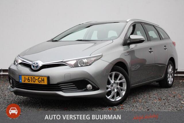 Toyota AURIS Touring Sports 1.8 Hybrid Now Automaat, Keyless/Entry, Navigatie, Climate/CruiseControl, Achteruitrijcamera, 16'' inch LM velgen