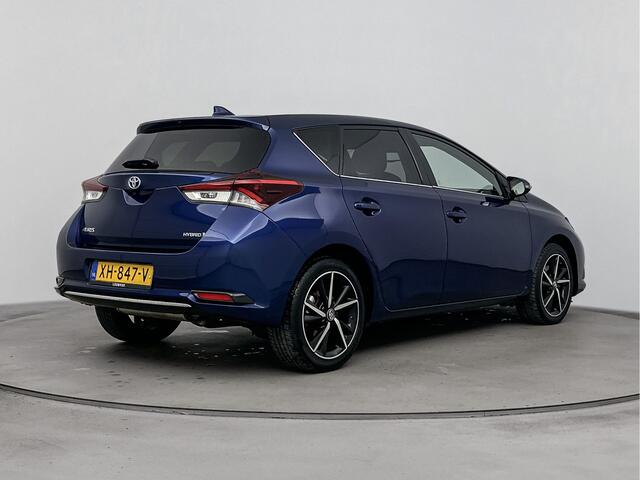 Toyota AURIS 1.8 Hybrid Dynamic Ultimate | NL-Auto | Navigatie | Parkeercamera | Stoelverwarming |