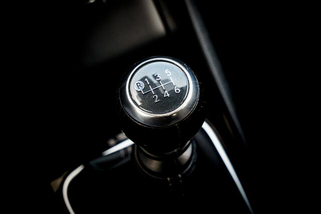 Toyota AURIS 1.2T 115 Pk Edition S+ I Camera I 17 inch. LMV I ECC I Stoelverw. I LED