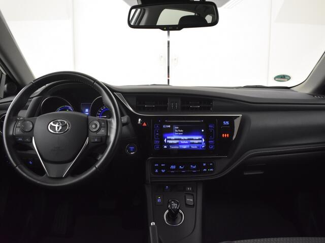 Toyota AURIS 1.8 Hybrid Business Plus | Trekhaak | Parkeersensoren | Navi