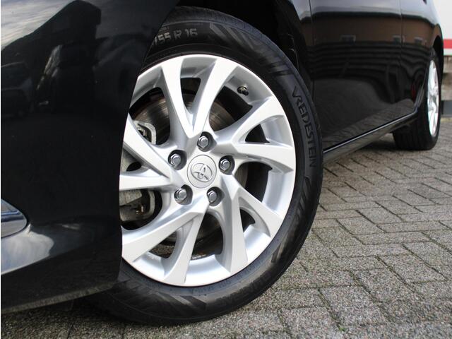 Toyota AURIS 1.8 Hybrid Energy Plus Achteruitrijcamera, Bluetooth, Navigatie, Cruise Control, Parkeersensoren