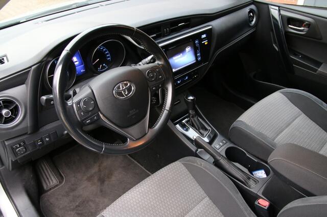 Toyota AURIS 1.2T Dynamic