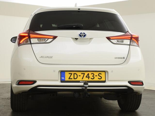 Toyota AURIS 1.8 Hybrid Business Plus | Trekhaak | Parkeersensoren | Navi