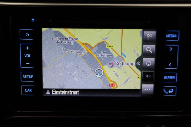 Toyota AURIS 1.8 Hybrid Volcano Edition