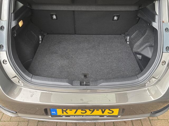 Toyota AURIS 1.8 Hybrid Business Pro Automaat CAMERA/KEYLESS/NAVI/PDC/17INCH/STOELVERWARMING