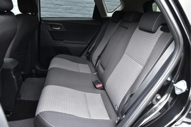 Toyota AURIS 1.8 Hybrid Dynamic Ultimate