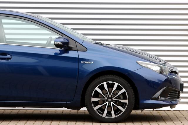 Toyota AURIS 1.8 Hybrid Trend Panoramad. / Carplay