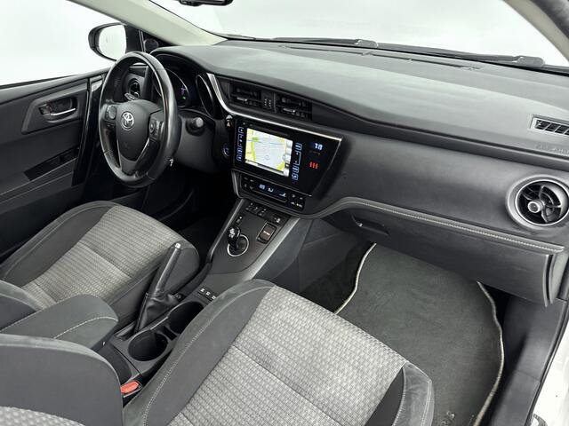 Toyota AURIS Touring Sports 1.8 Hybrid Dynamic