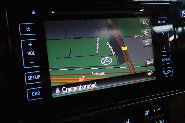 Toyota AURIS Touring Sports 1.8 Hybrid Dynamic | NAVI | CLIMA | CAMERA | STOELVERW | TREKHAAK |