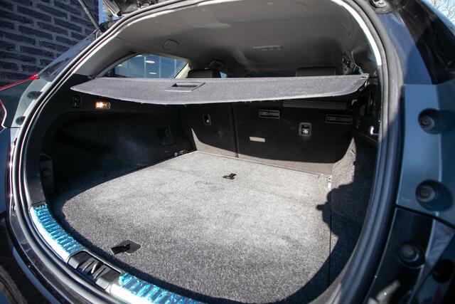 Toyota AURIS Touring Sports 1.8 Hybrid Dynamic Ultimate aanvullen