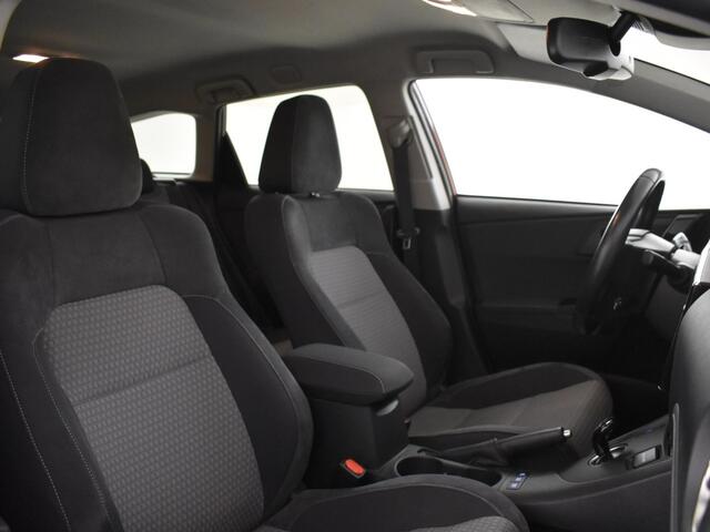 Toyota AURIS Touring Sports 1.8 Hybrid Active | Parkeersensoren V+A | Navigatie