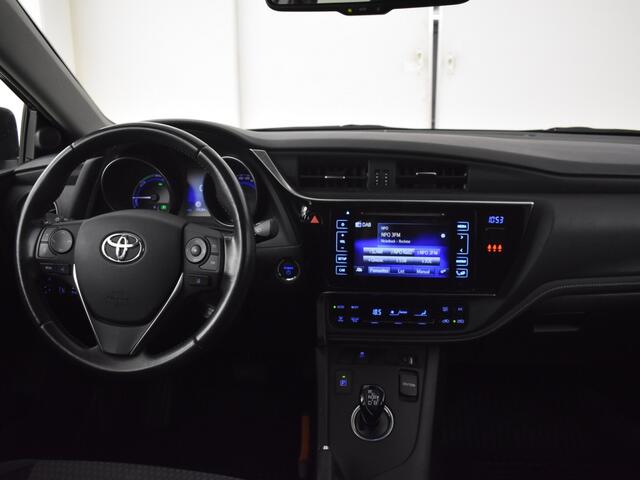 Toyota AURIS Touring Sports 1.8 Hybrid Active | Parkeersensoren V+A | Navigatie
