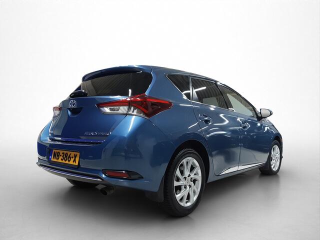 Toyota AURIS 1.8 Hybrid Executive | Navigatie | Camera | LM Velgen |