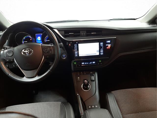 Toyota AURIS 1.8 Hybrid Executive | Navigatie | Camera | LM Velgen |