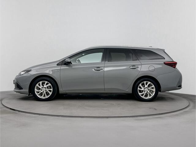 Toyota AURIS Touring Sports 1.8 Hybrid Dynamic | Parkeercamera | Cruise Control | 16" Lichtmetalen velgen |