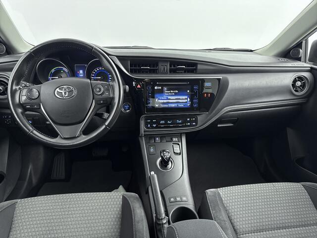 Toyota AURIS Touring Sports 1.8 Hybrid Dynamic | Parkeercamera | Cruise Control | 16" Lichtmetalen velgen |