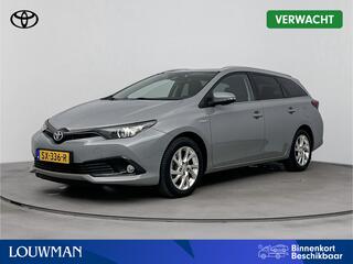 toyota-auris-touring-sports-1.8-hyb