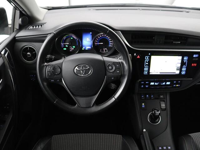 Toyota AURIS 1.8 Hybrid Executive | Stoelverwarming | Half leder | Navigatie | Keyless | Climate control | Cruise control | Parkeerhulp