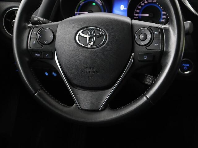 Toyota AURIS 1.8 Hybrid Executive | Stoelverwarming | Half leder | Navigatie | Keyless | Climate control | Cruise control | Parkeerhulp