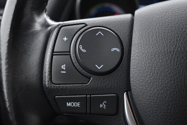 Toyota AURIS Touring Sports 1.8 Hybrid Energy Plus Automaat 136pk | Achteruitrijcamera | Trekhaak | Cruise control | Dealer onderhouden |