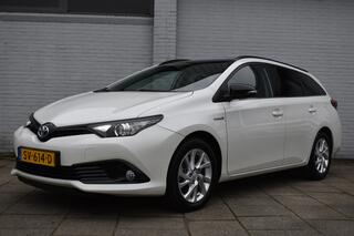 toyota-auris-touring-sports-1.8-hyb