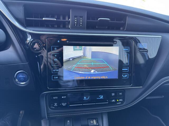 Toyota AURIS 1.8 Hybrid Dynamic 5 drs HB | 70.000 Km | Trekhaak | All season Banden |