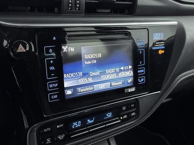 Toyota AURIS 1.8 Hybrid Dynamic Limited | Cruise Control | Parkeercamera | Climate Control |