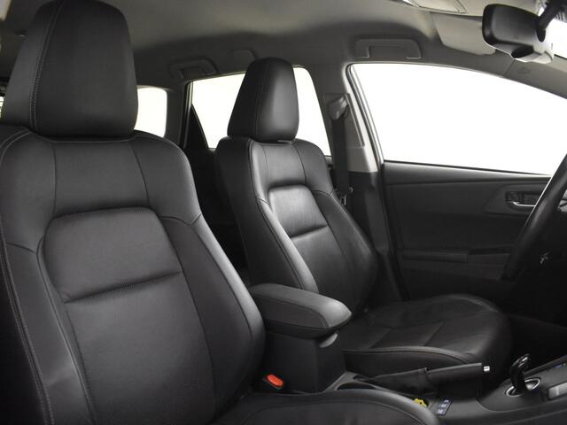 Toyota AURIS Touring Sports 1.8 Hybrid Freestyle | Leder | Stoelverwarming | PDC |