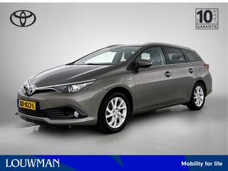 toyota-auris-touring-sports-1.8-hyb