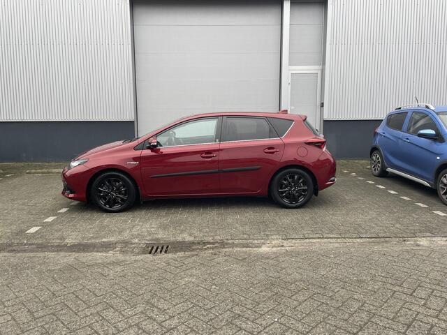 Toyota AURIS 1.8 Hybrid Dynamic