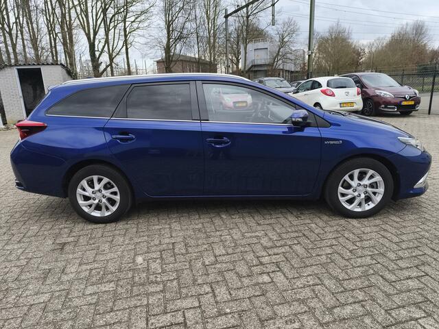 Toyota AURIS Touring Sports 1.8 Hybrid Executive, Panoramadak, Trekhaak