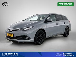 toyota-auris-touring-sports-1.8-hyb