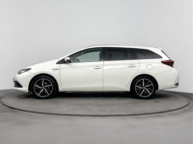 Toyota AURIS Touring Sports 1.8 Hybrid Dynamic | Stoelverwarming | Climate Control |