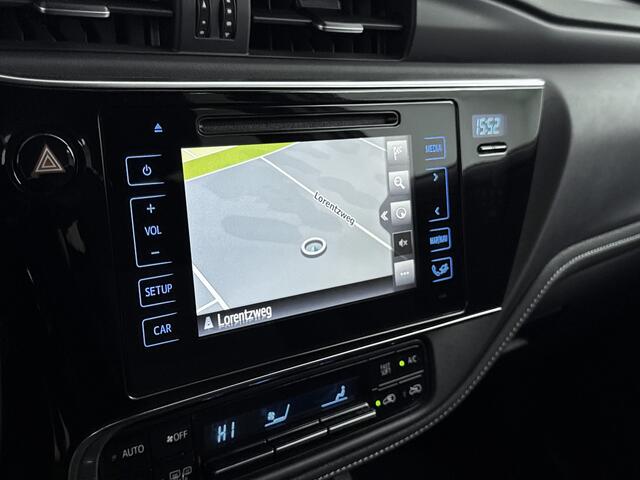 Toyota AURIS Touring Sports 1.8 Hybrid Dynamic Ultimate | Navigatie | Parkeercamera | Stoelverwarming | Parkeersensoren |