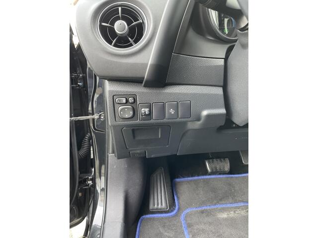 Toyota AURIS 1.8 Hybrid Dynamic TS | 99.000 Km | Navigatie |