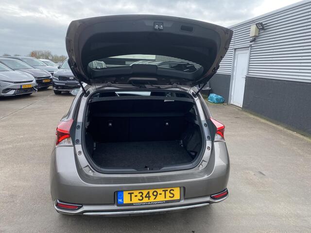 Toyota AURIS 1.8 Hybrid Dynamic Navigatie, achteruitrij camera, cruise control, keyless entry- & start, automaat!