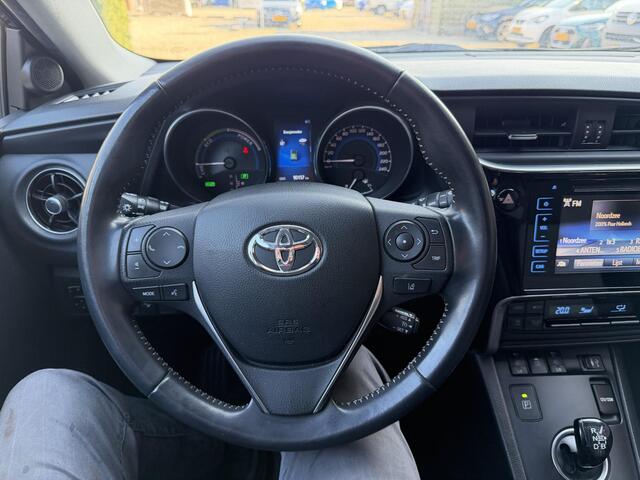 Toyota AURIS 1.8 Hybrid Black Edition