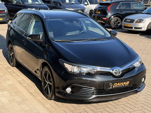 Toyota AURIS 1.2 T | Cruise | Stoelverwarming | Lane Assist | Bluetooth | Navigatie | Achteruitrijcamera |