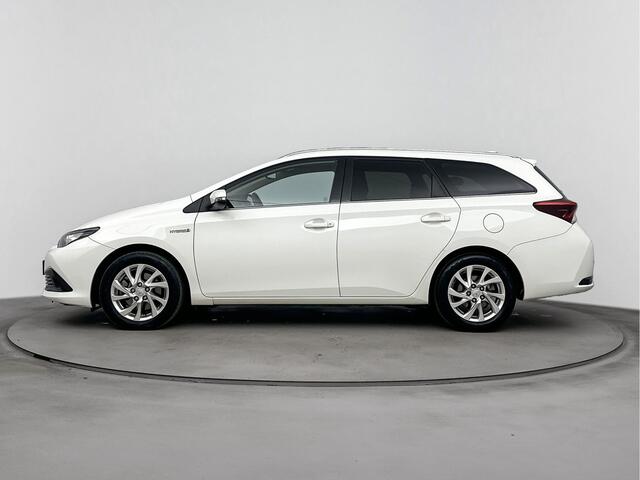 Toyota AURIS 1.8 Hybrid Energy Plus | Cruise Control | Navigatie | Parkeercamera | Climate Control |