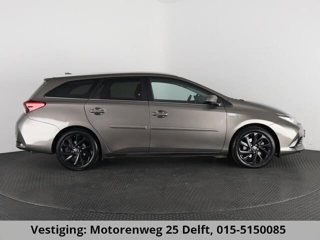 Toyota AURIS Touring Sports 1.8 Hybrid Dynamic CAMERA . FULL MAP NAV . KEYLESS START/STOP . CRUISE CONTROL