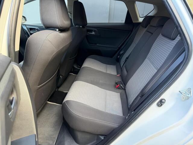 Toyota AURIS 1.8 HYBRID Executive GO Camera Keyless Navigatie