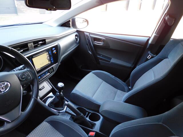 Toyota AURIS Touring Sports 1.2T Dynamic 2e EIGENAAR! CAMERA! NAVI! BLUETOOTH! CRUISE! CLIMA! LM VELGEN! TREKHAAK!