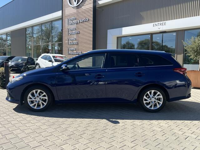 Toyota AURIS Touring Sports 1.2T Business Plus | All Seasons | Trekhaak