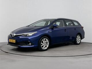 toyota-auris-touring-sports-1.8-hyb