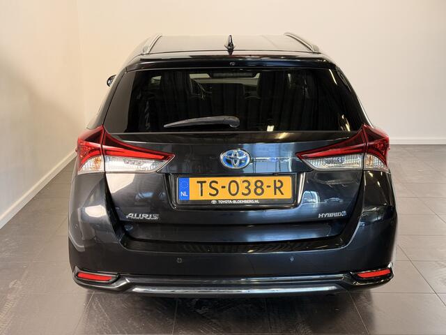 Toyota AURIS 1.8 Hybrid Executive | Parkeersensoren voor - en achter | Dealeronderhouden |