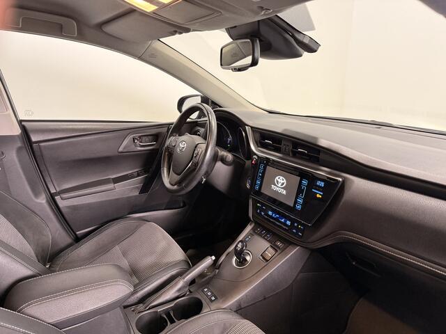 Toyota AURIS 1.8 Hybrid Executive | Parkeersensoren voor - en achter | Dealeronderhouden |