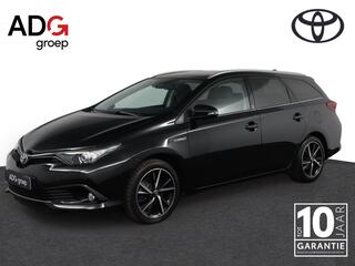 toyota-auris-1.8-hybrid-executive-